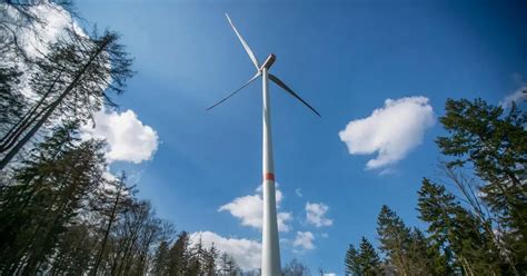 Uneinig über Windkraft im Kreis Rund um Teck Teckbote