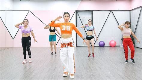 Lose Kg In Week With This Aerobic Workout Zumba Class Youtube