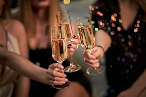 Why We Celebrate New Year S Eve With A Champagne Toast Newyear