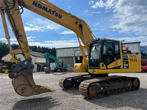 Komatsu Pc240nlc 11 Eo Tracked Excavator