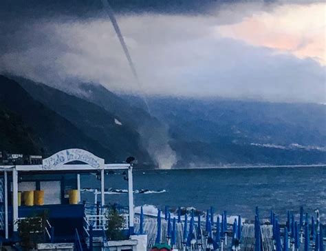 Maltempo Un Altro Tornado Si Abbatte Sul Basso Tirreno Colpito Il