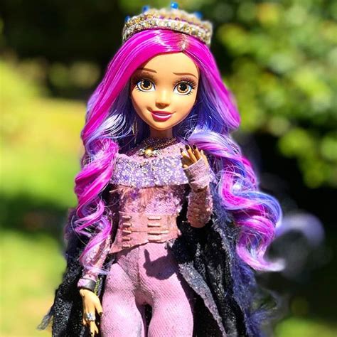 Stunning Handmade Custom Dolls Of Disney Descendants 3 Characters