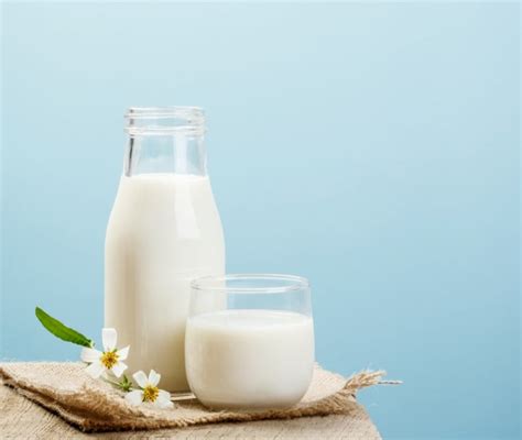 Latte o Yogurt Confronto tra Proprietà Nutrizionali