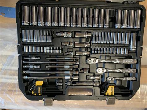 Dewalt Dwmt Piece Mechanics Tool Set Sae Metric Off