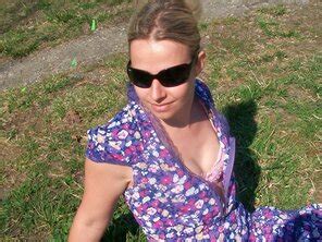 Nipple Peek Porn Pic