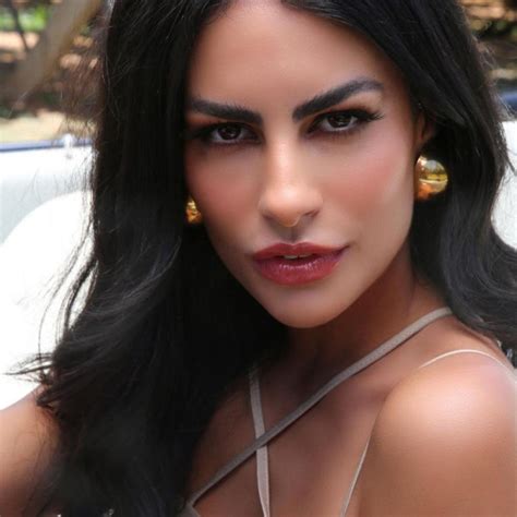 10 Hot Sexy Saide Mattar Bikini Pics