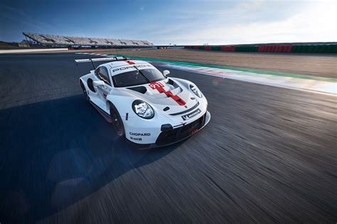 PORSCHE - 911 RSR on Behance