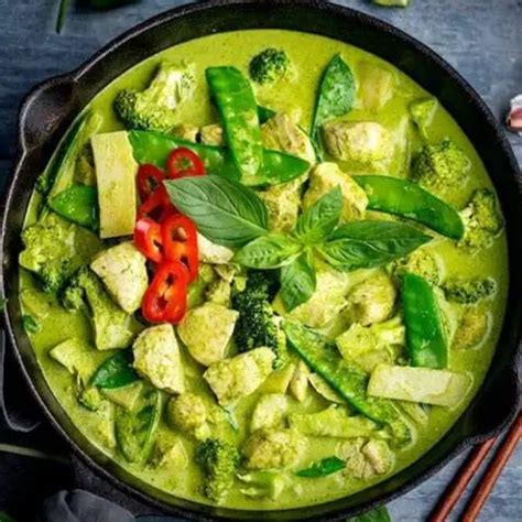 thai red  green  yellow curry key differences