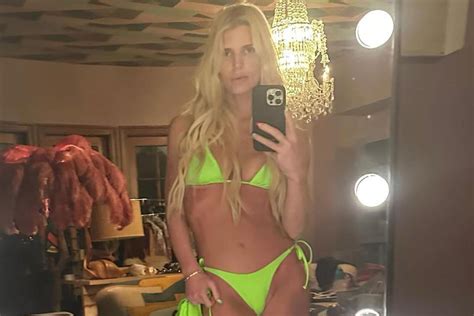 Jessica Simpson Gives Neon Energy In Sexy SKIMS Swim Two Piece