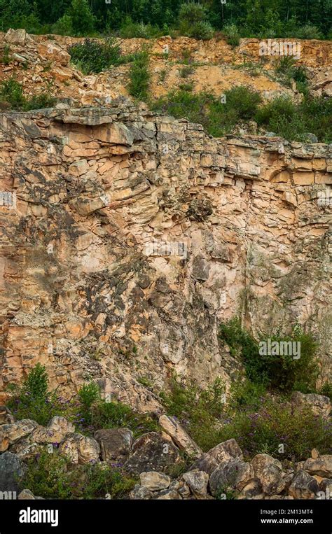 Shattered Face Of Magnesian Limestone In A Quarry Stock Photo Alamy