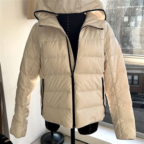 The North Face Off White Puffer Hood Jacket Gem