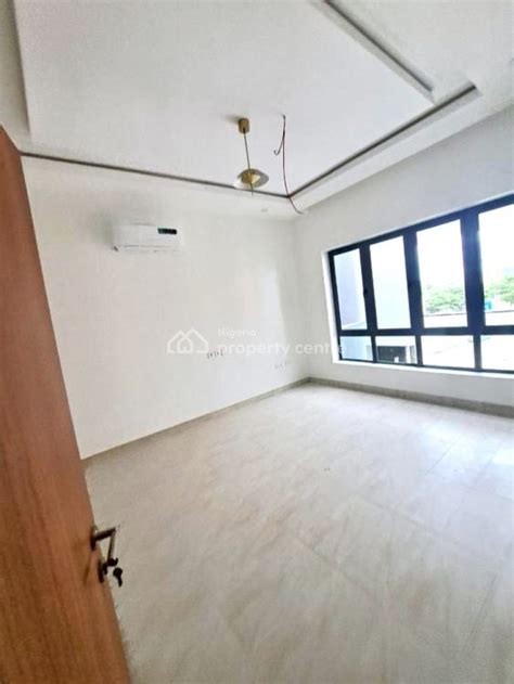 For Rent Luxurious Bedroos Terraced Duplex With A Room Bq Banana