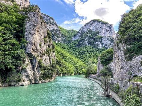 Riserva Naturale Statale Gola Del Furlo PU Montefeltro Marche