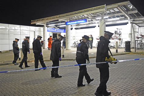 Getting to AVIS in Hillingdon via Bus, Subway, or Train 10