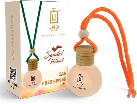 Car Perfume معطر جو للسيارة برائحة خشب الصندل في زجاجة خشبية بغطاء