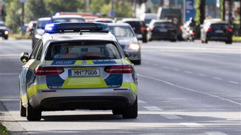 Ber Ordnungswidrigkeiten Hamburger Polizei Zieht Bilanz