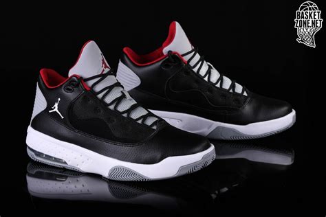 NIKE AIR JORDAN MAX AURA 2 BRED price €109.00 | Basketzone.net