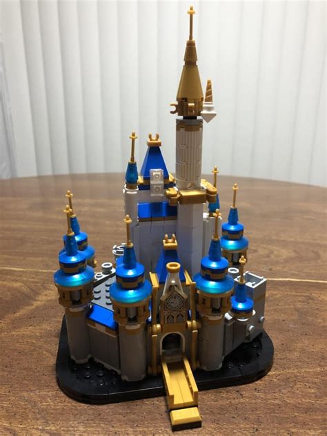 Lego Model 40478 Mini Disney Castle : r/WaltDisneyWorld