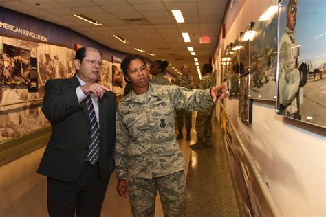 Officials Dedicate Pentagon Corridor Honoring National Guard's History ...