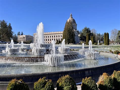 Urban Walk Downtown Olympia And The Washington State Capitol — The