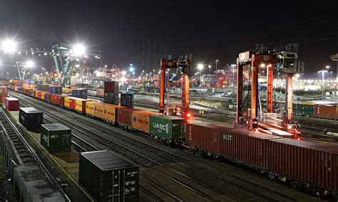 DP World launches London Gateway-Southampton intermodal train - Port