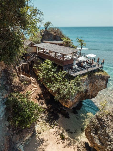 Restaurant Guide Ulu Cliffhouse Balis Breathtaking Experience Lux