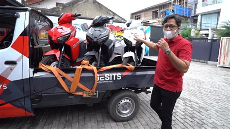 Andre Taulany Borong Motor Listrik Gesits Bakal Dipakai Sehari Hari