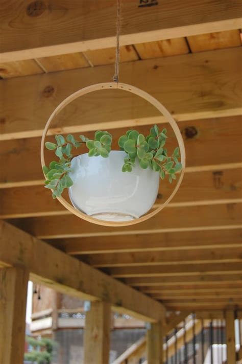 32 Creative Diy Outdoor Hanging Planter Ideas And Projects