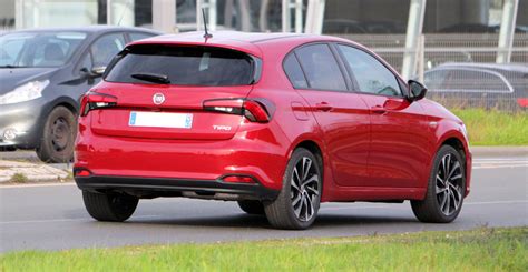 Quel Moteur Choisir Pour La Fiat Tipo 2016 Consommation Et Avis 1