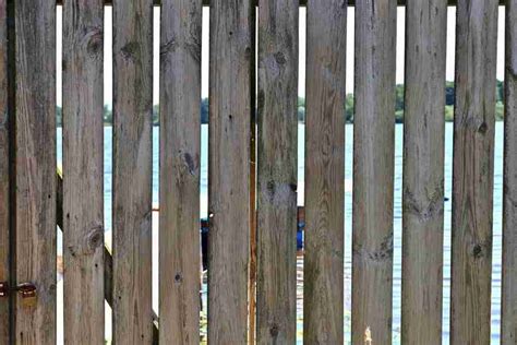 How to Choose Affordable Fence Materials?