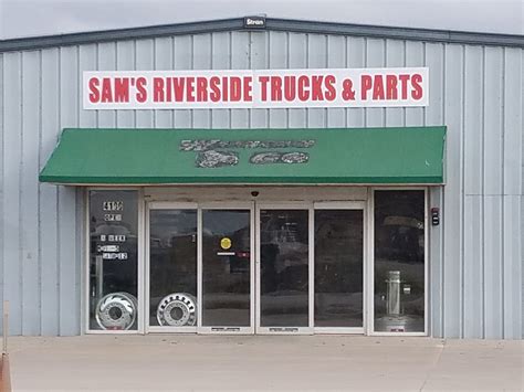 Sam's Riverside Auto and Truck Parts and Salvage in Des Moines, IA