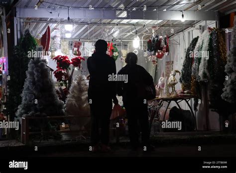 Venta Adornos Navidenos Iluminados Quito Mi Rcoles De Diciembre