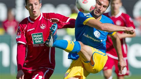 Fu Ball Bundesliga Kaiserslautern Verpasst Sieg Im Spitzenspiel