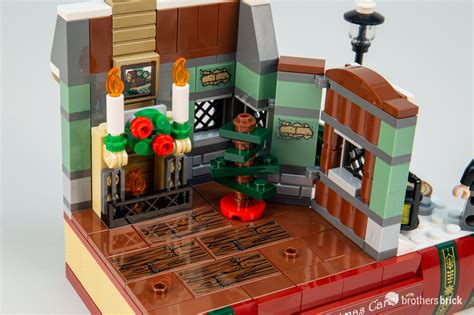 LEGO Gift with Purchase 40410 A Christmas Carol - TBB Review - QN8L2-14 - The Brothers Brick ...