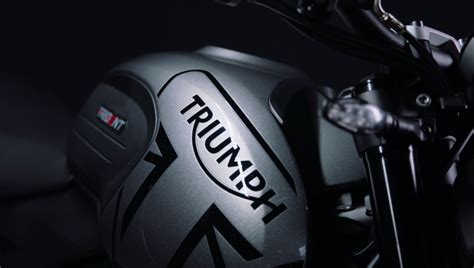 Naked bike Triumph Trident chốt giá 250 triệu đồng tại Malaysia sắp về Việt Nam trong thời gian tới