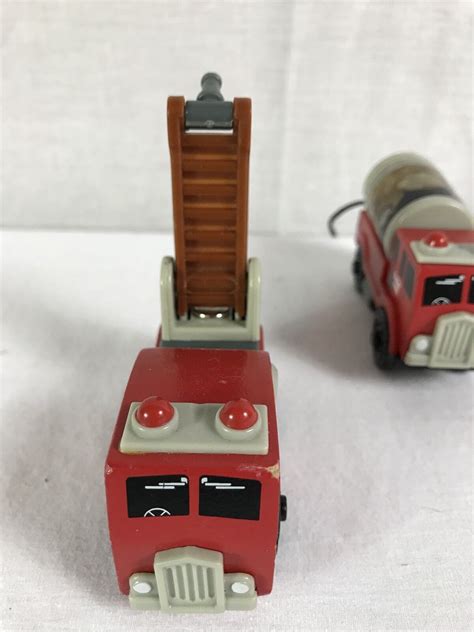 Sodor Fire Crew Water Tanker Hook Ladder Train Thomas Friends