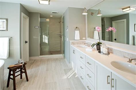 Grey Wood Floor In Bathroom – Flooring Ideas