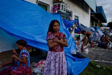 Em Busca De Comida Mais De Ndios Venezuelanos Warao Migram Para