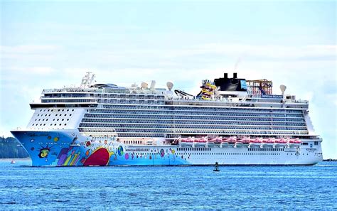 cruise ship arrived  halifax countrytrekcom