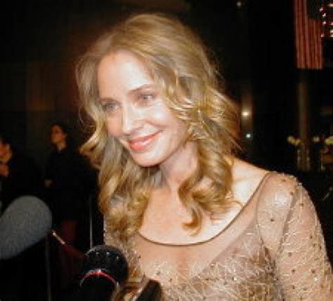 Is Susanna Thompson Worth Millions? The Truth Behind Her Success - Veja Store Site