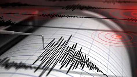 Endonezya da 6 2 büyüklüğünde deprem