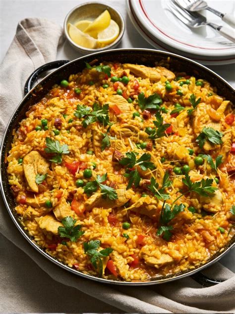 Chicken And Chorizo Paella The Slimming Foodie Easy Healthy Recipes