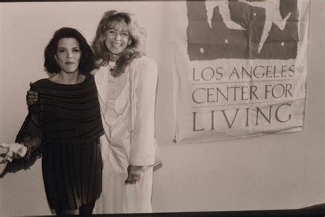 Marianne Williamson Spoke on Miracles at Los Feliz Occultist Center - LAmag