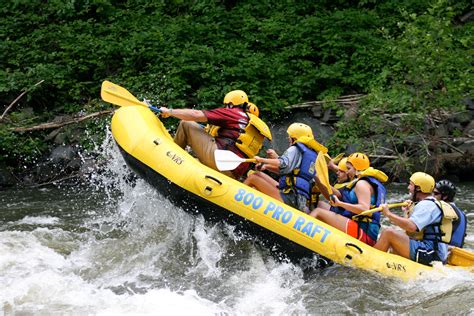 Whitewater Rafting Pictures And Photos Of Fun On The Pigeon River Tn