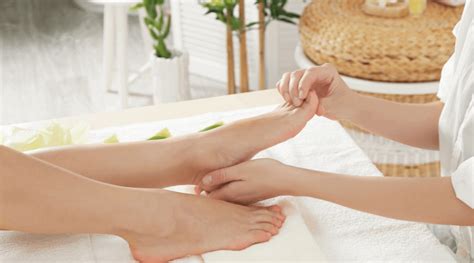 What Makes A Reflexology Foot Massage An Essential Wellness Care?