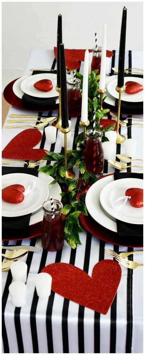 Pin By ~ Kim Young ~ On Table Scape Table Setting Valentine Table