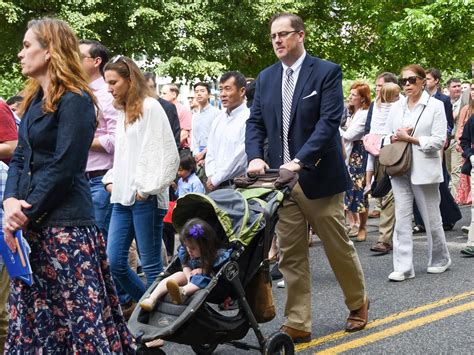 Seven Hundred Attend The Cics First Eucharistic Procession In