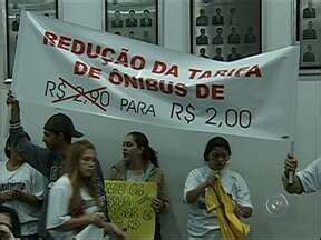 Bom Dia Cidade Sorocaba E Itapetininga Manifestantes Fecham Rodovia