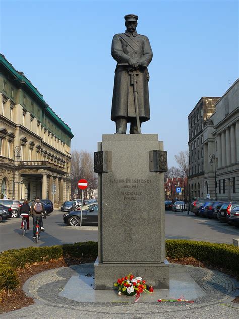 Galeria Zdj Warszawa Pomnik J Zefa Pi Sudskiego Polska Niezwyk A