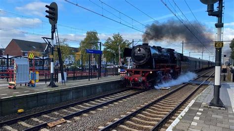 Bijzondere Verschijning Op Het Spoor In Deurne Ouderwetse Stoomtrein